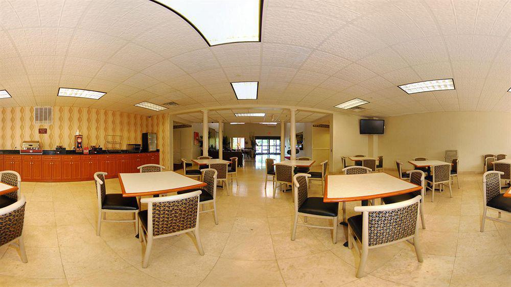 Western Hershey Hotel 3*