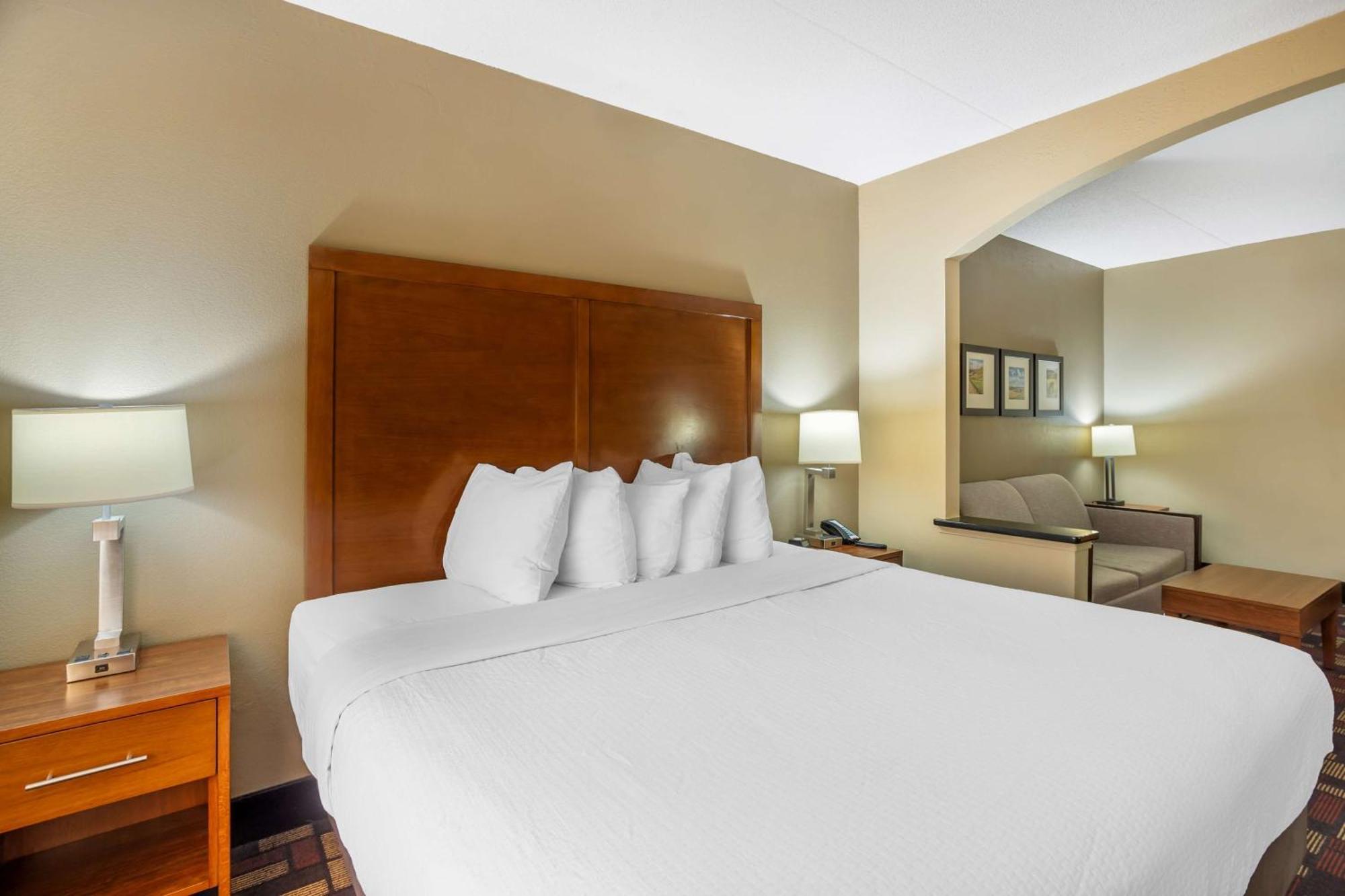 Western Hershey 3*
